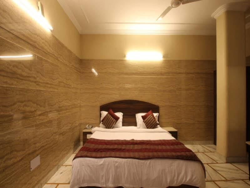 Bill Palace Hotel